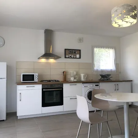 L'alivu Holiday home